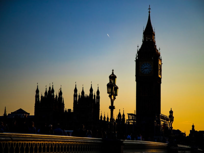 LONDON SUMMER SUNSET