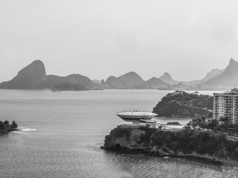 DE ONDE NÃO SE VÊ