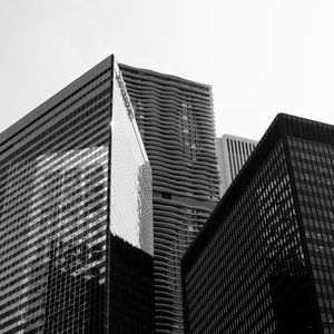 CHICAGO SKYSCRAPERS II