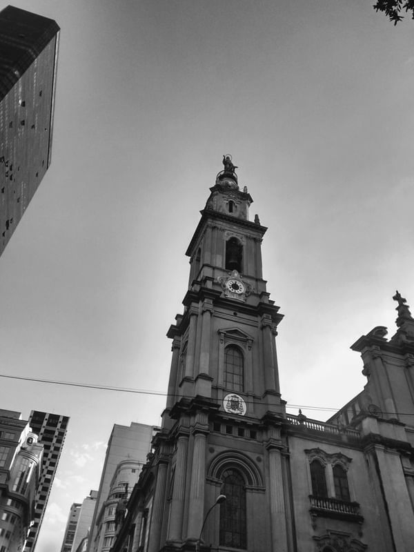 IGREJA DA RUA PRIMEIRO DE MARÇO
