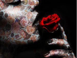 HAND WITH FLOWER