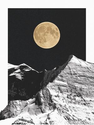 GOLDEN MOON