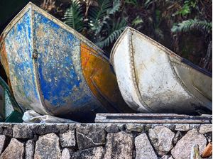 TWIN BOATS