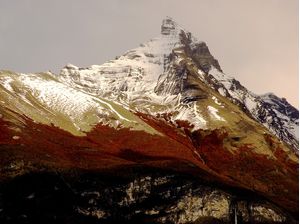MONTANHA COR