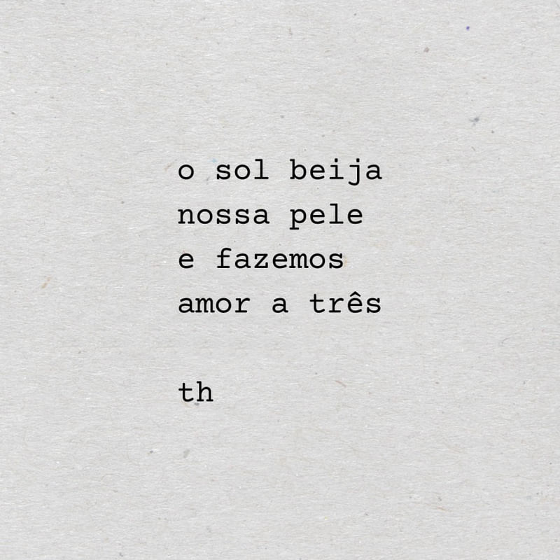 AMOR A TRÊS