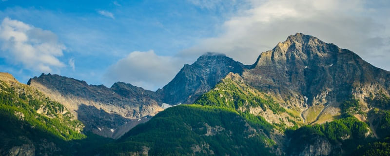 ALPES E NUVENS