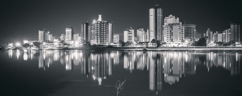 REFLEXOS NO MAMPITUBA