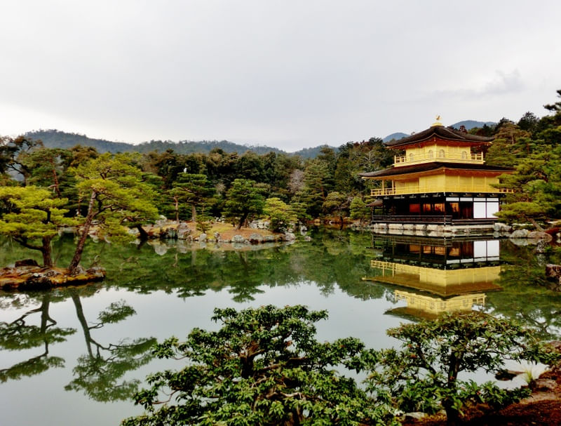 O TEMPLO DOURADO