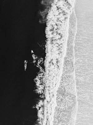 OCEAN SURFING GIRLS