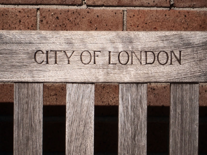 LONDON BENCH