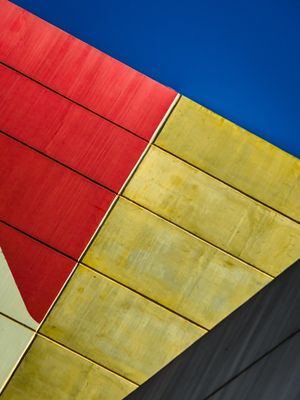 ABSTRATO EM