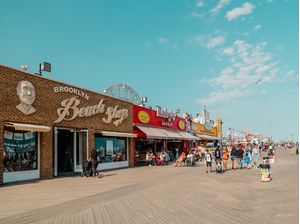 ORLA DE CONEY ISLAND