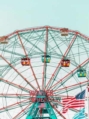 WONDERWHEEL - LUNAPARK