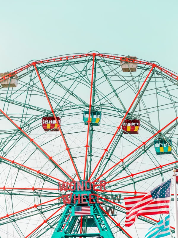 WONDERWHEEL - LUNAPARK