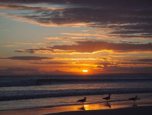 POR DO SOL EM ARRAIAL