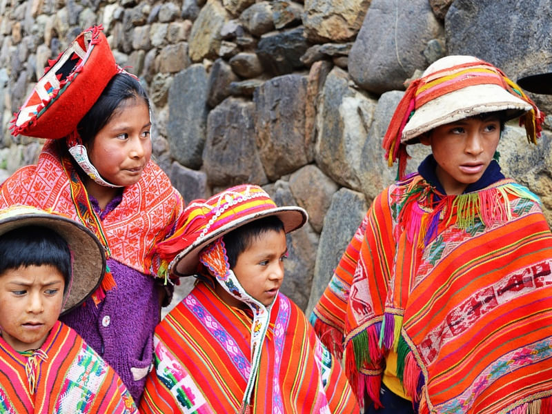 CRIANÇAS PERUANAS
