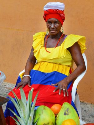 PALENQUERA PENSATIVA