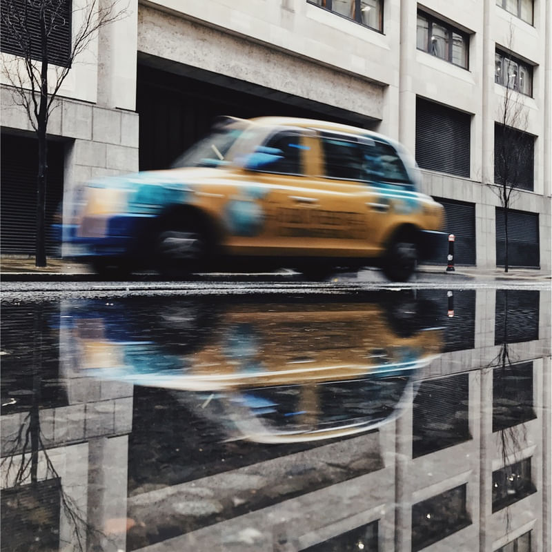 LONDON YELLOW CAB