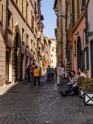 NAS VIELAS DE ROMA