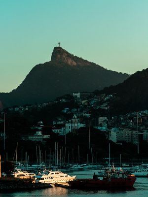 CRISTO E A BAIA