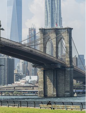 ALONE AT BROOKLYN BRIDGE (NEW YORK, NY)