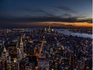 SUNSET IN MANHATTAN (NEW YORK, NY)