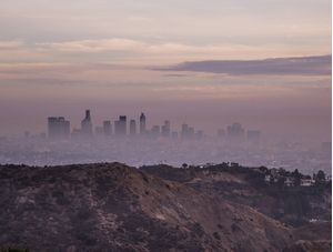 SKYLINE (LOS ANGELES, CALIFORNIA)