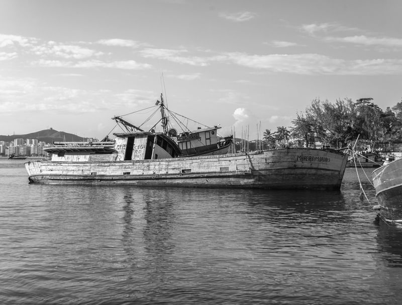 BARCO TOMBADO PB