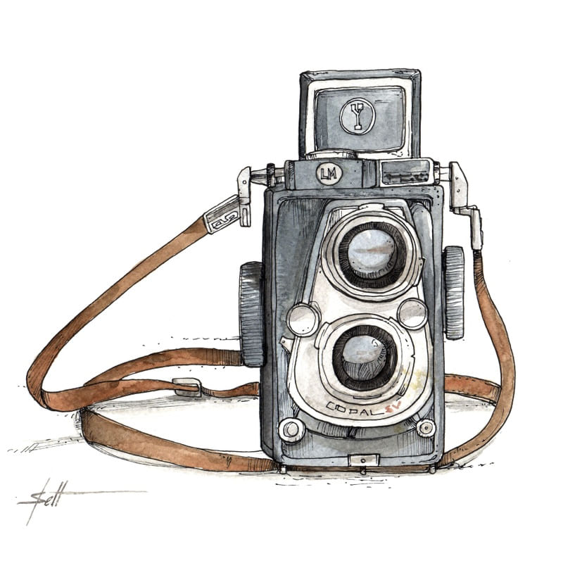 REFLEX CAMERA