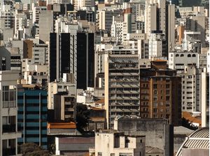 CIDADE-SAO PAULO - PINHEIROS DE CIMA