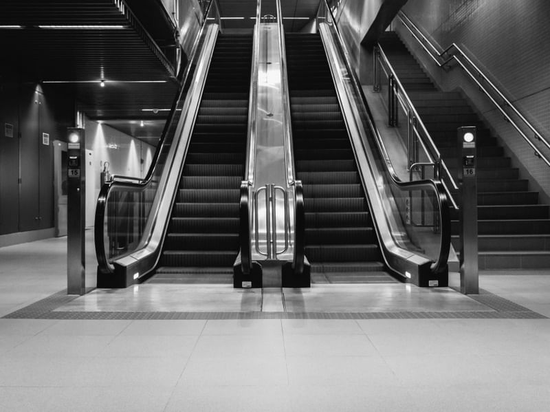 CIDADE - SAO PAULO ESCADA ROLANTE - ESTAÇÃO MACKEN