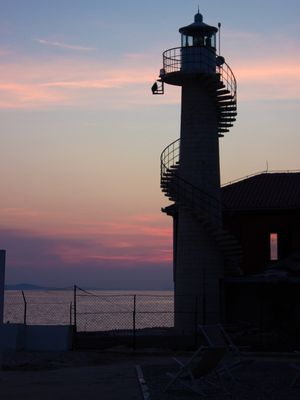 FAROL ABANDONADO