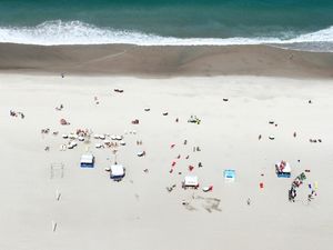 PONTOS NA PRAIA