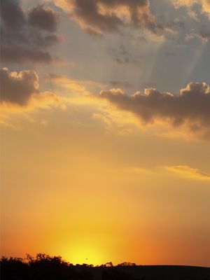 VOO AO POR DO SOL