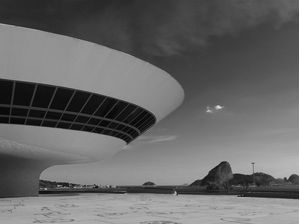 MUSEU DE ARTE CONTEMPORÂNEA NITERÓI