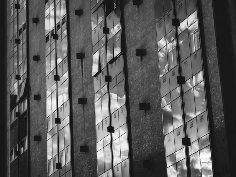 PRÉDIOS DE CURITIBA - NO. 1