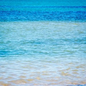 MAR TONS DE AZUL