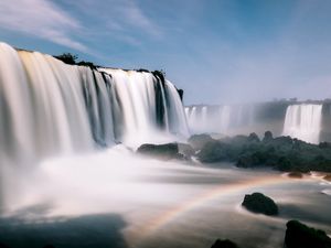 CATARATAS E ARCO IRIS