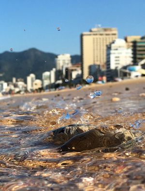 GOTAS NO MAR DE IPANEMA 2