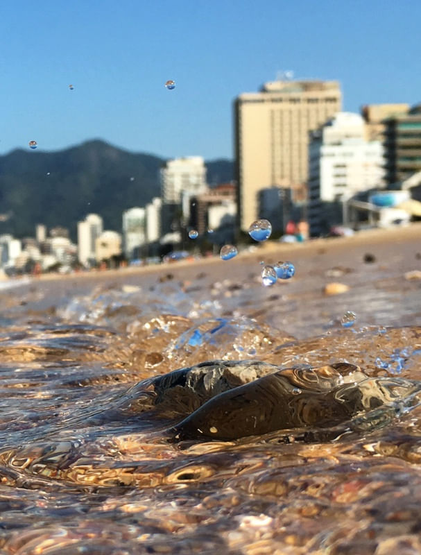 GOTAS NO MAR DE IPANEMA 2
