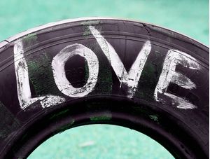 LOVE 04