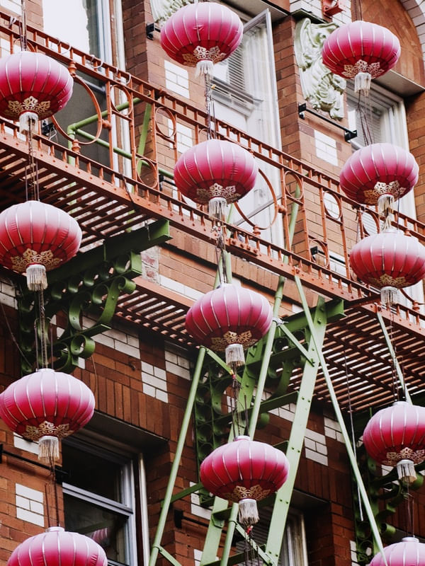 RED BALLON