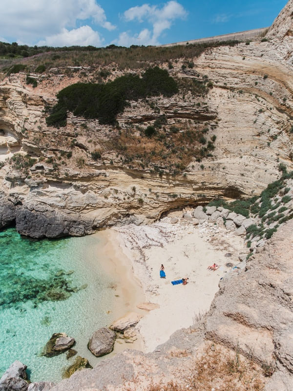 PRAIA DESERTA NA ITÁLIA