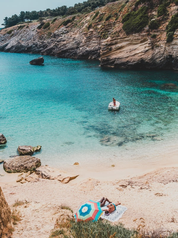 PORTO MIGGIANO PRAIA EM PUGLIA NA ITÁLIA