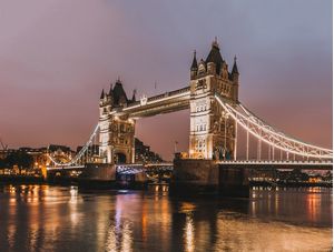 LONDRES TOWER BRIDGE NOTURNA