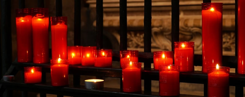 VELAS - VERMELHO E PRETO