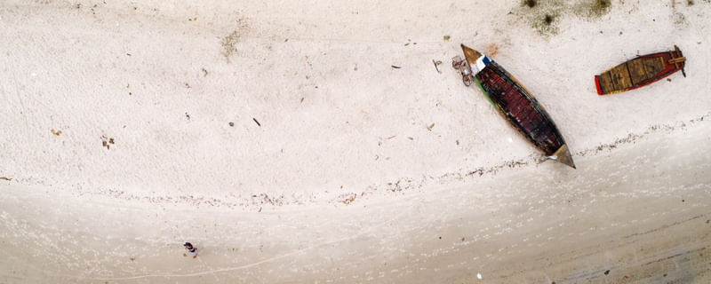 O BARCO NA AREIA II