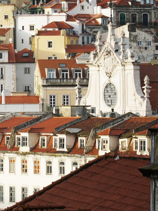TELHADOS DE LISBOA - COM SOL