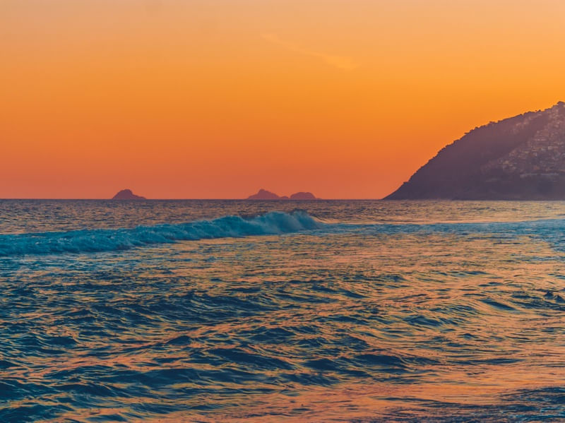 BEACH COLORS