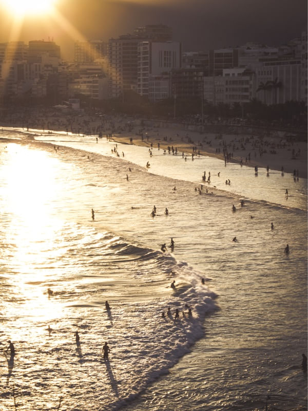 GOLDEN HOUR ARPOADOR